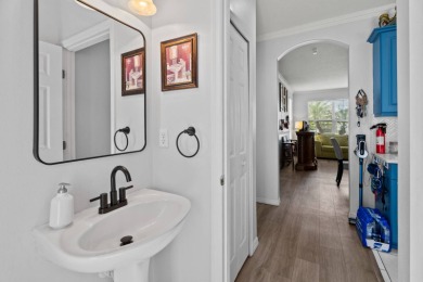 Homebuyers - this is a Certified Pre-Owned Home with a on DeBary Golf and Country Club in Florida - for sale on GolfHomes.com, golf home, golf lot