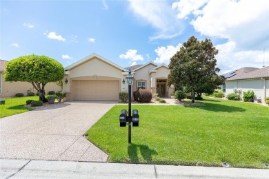 How about a 10-acre backyard that is maintenance
free, you do on Eagle Ridge At Spruce Creek Country Club in Florida - for sale on GolfHomes.com, golf home, golf lot