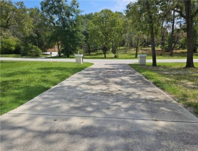 Welcome to Rainbow Springs! This charming 2-bedroom, 2-bath home on Rainbows End Golf Club in Florida - for sale on GolfHomes.com, golf home, golf lot