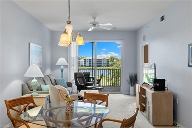 Enjoy exceptional golf course living in this bright and on Forest Glen Golf and Country Club in Florida - for sale on GolfHomes.com, golf home, golf lot
