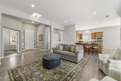 This beautifully maintained home featuring 2 bedrooms, 2 on Running Y Ranch Resort in Oregon - for sale on GolfHomes.com, golf home, golf lot