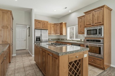 This beautifully maintained home featuring 2 bedrooms, 2 on Running Y Ranch Resort in Oregon - for sale on GolfHomes.com, golf home, golf lot