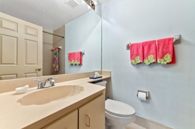 Welcome to 8073 Aberdeen Drive, a splendid real estate on Aberdeen Golf and Country Club in Florida - for sale on GolfHomes.com, golf home, golf lot