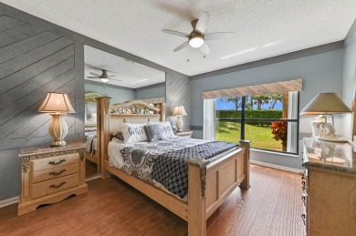Welcome to 8073 Aberdeen Drive, a splendid real estate on Aberdeen Golf and Country Club in Florida - for sale on GolfHomes.com, golf home, golf lot