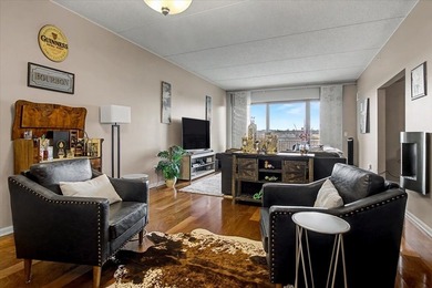 Luxury living at the Residences at Seven Bridges! Boasting 1759 on Seven Bridges Golf Club in Illinois - for sale on GolfHomes.com, golf home, golf lot