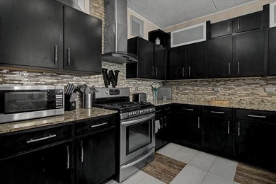 Luxury living at the Residences at Seven Bridges! Boasting 1759 on Seven Bridges Golf Club in Illinois - for sale on GolfHomes.com, golf home, golf lot