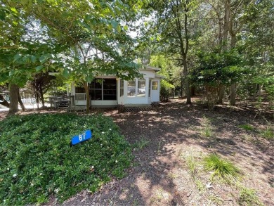 Your Perfect Lake Hartwell Getaway!
Located in the desirable on Cateechee Golf Club in Georgia - for sale on GolfHomes.com, golf home, golf lot