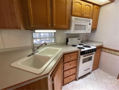 Your Perfect Lake Hartwell Getaway!
Located in the desirable on Cateechee Golf Club in Georgia - for sale on GolfHomes.com, golf home, golf lot