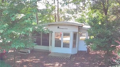 Your Perfect Lake Hartwell Getaway!
Located in the desirable on Cateechee Golf Club in Georgia - for sale on GolfHomes.com, golf home, golf lot