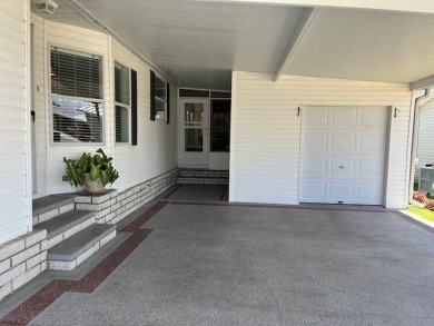 This delightful turnkey home is ready for you, with a golf on Four Lakes Golf Club in Florida - for sale on GolfHomes.com, golf home, golf lot