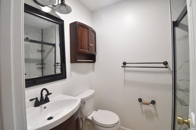 Highly desirable end-unit condo in Waters Edge II at The Pointe on The Eagle Pointe Golf Resort in Indiana - for sale on GolfHomes.com, golf home, golf lot