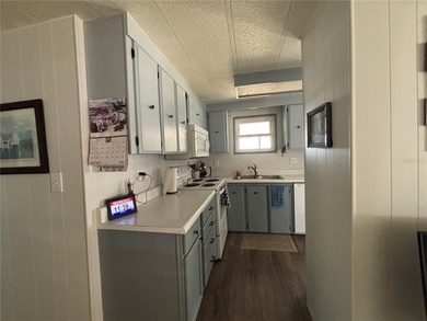 Welcome to Zellwood Station, the sought-after 55+ community! on Zellwood Station Country Club in Florida - for sale on GolfHomes.com, golf home, golf lot