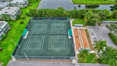 AN ARCHITECTUAL WONDER!  CUSTOM DOUBLE UNIT   ONE OF A KIND!  4 on Kings Point Golf -Flanders Way in Florida - for sale on GolfHomes.com, golf home, golf lot