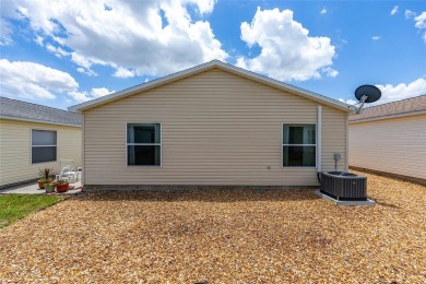 Welcome to the perfect home for you! This TURNKEY 2-bedroom on The Links of Spruce Creek in Florida - for sale on GolfHomes.com, golf home, golf lot