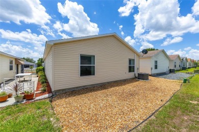 Welcome to the perfect home for you! This TURNKEY 2-bedroom on The Links of Spruce Creek in Florida - for sale on GolfHomes.com, golf home, golf lot