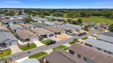 Welcome to the perfect home for you! This TURNKEY 2-bedroom on The Links of Spruce Creek in Florida - for sale on GolfHomes.com, golf home, golf lot