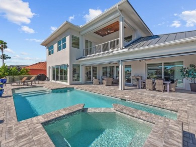 ATTENTION GOLFERS! This home comes with the immediate on Island Country Club in Florida - for sale on GolfHomes.com, golf home, golf lot