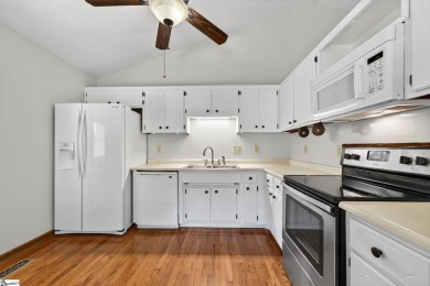 Move-in ready! This charming 3BR/2BA ranch sits on a level on Lakeview Golf Course in South Carolina - for sale on GolfHomes.com, golf home, golf lot