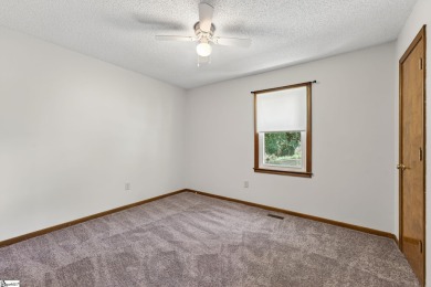 Move-in ready! This charming 3BR/2BA ranch sits on a level on Lakeview Golf Course in South Carolina - for sale on GolfHomes.com, golf home, golf lot