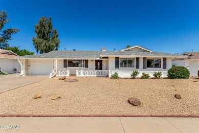 Golf Course Living in Sun City - This charming 3-bedroom on Sun City North Golf Course in Arizona - for sale on GolfHomes.com, golf home, golf lot