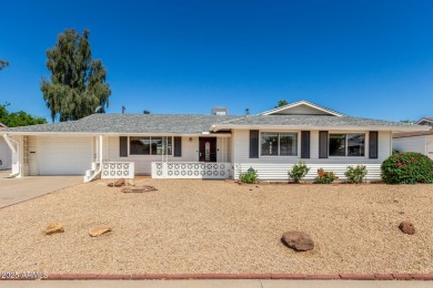 Golf Course Living in Sun City - This charming 3-bedroom on Sun City North Golf Course in Arizona - for sale on GolfHomes.com, golf home, golf lot