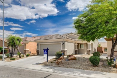 CHARMING AND COZY 1,157 SQ FT HOME FEATURING 2 BEDROOMS, 2 on Aliante Golf Club in Nevada - for sale on GolfHomes.com, golf home, golf lot