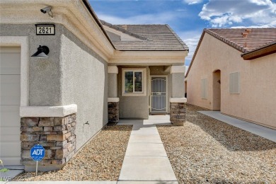 CHARMING AND COZY 1,157 SQ FT HOME FEATURING 2 BEDROOMS, 2 on Aliante Golf Club in Nevada - for sale on GolfHomes.com, golf home, golf lot