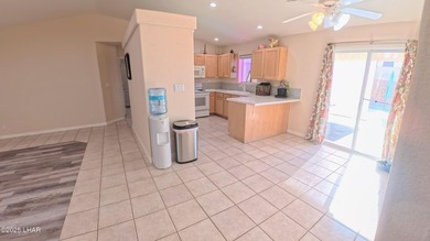 Beautiful south-side home with all the Havasu must haves on a on London Bridge Golf Course in Arizona - for sale on GolfHomes.com, golf home, golf lot