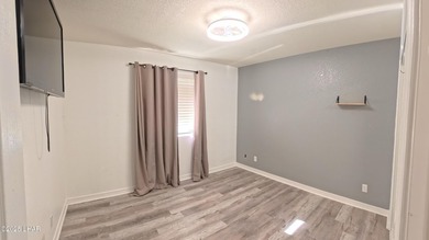 Beautiful south-side home with all the Havasu must haves on a on London Bridge Golf Course in Arizona - for sale on GolfHomes.com, golf home, golf lot