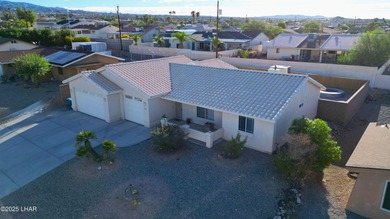Beautiful south-side home with all the Havasu must haves on a on London Bridge Golf Course in Arizona - for sale on GolfHomes.com, golf home, golf lot