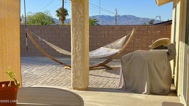 Beautiful south-side home with all the Havasu must haves on a on London Bridge Golf Course in Arizona - for sale on GolfHomes.com, golf home, golf lot