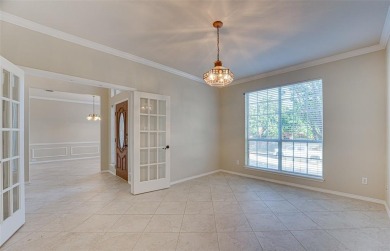 Spacious and beautifully maintained 4-bedroom, 2.5-bath home on The Shores Country Club in Texas - for sale on GolfHomes.com, golf home, golf lot