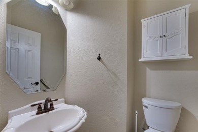 Spacious and beautifully maintained 4-bedroom, 2.5-bath home on The Shores Country Club in Texas - for sale on GolfHomes.com, golf home, golf lot