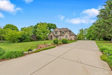 Beautiful brick estate with fabulous golf course location. Backs on Turnberry Country Club in Illinois - for sale on GolfHomes.com, golf home, golf lot