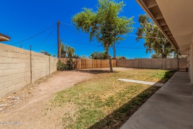 Fantastic opportunity to own this charming single-level home! on Maryvale Golf Course in Arizona - for sale on GolfHomes.com, golf home, golf lot