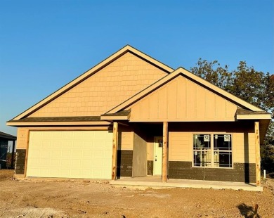 Be Nestled in by Christmas! Zero entry ranch living at its on Excelsior Springs Golf Course in Missouri - for sale on GolfHomes.com, golf home, golf lot