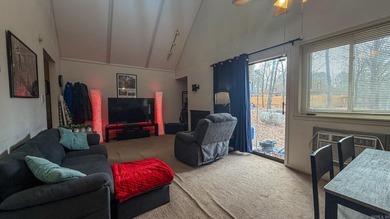 Welcome to this well-maintained 2-bedroom, 2-bath villa in the on Mountain Ranch Golf Club in Arkansas - for sale on GolfHomes.com, golf home, golf lot