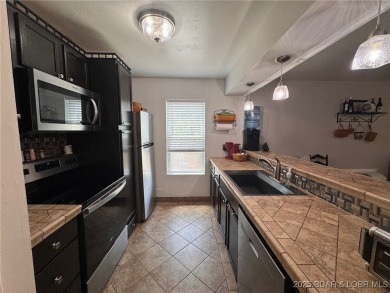 Exclusive Community Living in Cutter Place! Enjoy the on The Oaks Golf Course in Missouri - for sale on GolfHomes.com, golf home, golf lot
