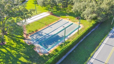 Very Motivated Seller - Make an Offer! Discover Your Florida on Glen Lakes Country Club in Florida - for sale on GolfHomes.com, golf home, golf lot