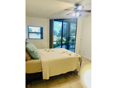 Stunning, updated 2/2 with 1,407 total sq ft, offering a bright on Inverrary Country Club in Florida - for sale on GolfHomes.com, golf home, golf lot