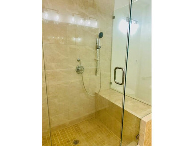 Stunning, updated 2/2 with 1,407 total sq ft, offering a bright on Inverrary Country Club in Florida - for sale on GolfHomes.com, golf home, golf lot