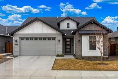 ASK US HOW TO YOU CAN SAVE ON HOA. DEEP DISCOUNT Better than New on Falcon Crest Golf Club in Idaho - for sale on GolfHomes.com, golf home, golf lot