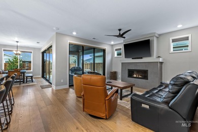 ASK US HOW TO YOU CAN SAVE ON HOA. DEEP DISCOUNT Better than New on Falcon Crest Golf Club in Idaho - for sale on GolfHomes.com, golf home, golf lot