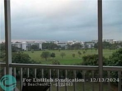 Beautiful, bright and spacious 2 bedroom 2 bath condo with golf on Palm-Aire Country Club and Resort - Palms in Florida - for sale on GolfHomes.com, golf home, golf lot