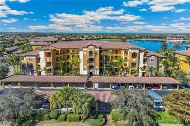 RARE PENTHOUSE OPPORTUNITY WITH FULL GOLF MEMBERSHIP Stop on Bonita National Golf Course in Florida - for sale on GolfHomes.com, golf home, golf lot