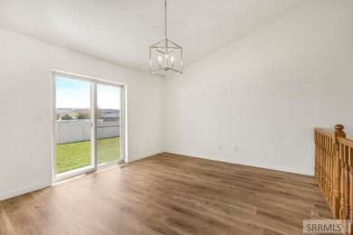 Beautifully maintained twinhome in the Woodland Hill subdivision on Sand Creek Golf Course in Idaho - for sale on GolfHomes.com, golf home, golf lot