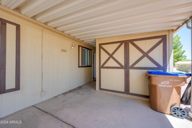 Welcome to this charming 3-bedroom, 2-bathroom home featuring a on 3 Parks Fairways in Arizona - for sale on GolfHomes.com, golf home, golf lot