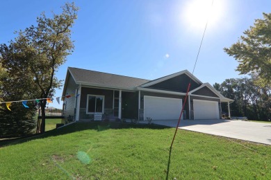 Don't miss this beautiful, brand new, 2 bedroom, 2 bath condo! on Oak Ridge Golf Course in Wisconsin - for sale on GolfHomes.com, golf home, golf lot