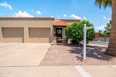 Welcome to carefree living in this beautifully maintained 1 bed on Sunland Village Golf Club in Arizona - for sale on GolfHomes.com, golf home, golf lot