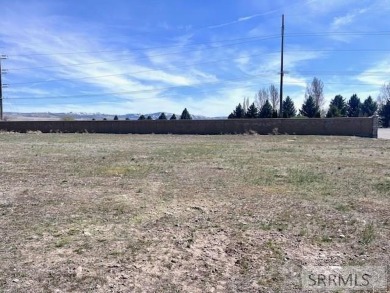 This amazing half acre lot sits in the very sought after Sand on Sand Creek Golf Course in Idaho - for sale on GolfHomes.com, golf home, golf lot